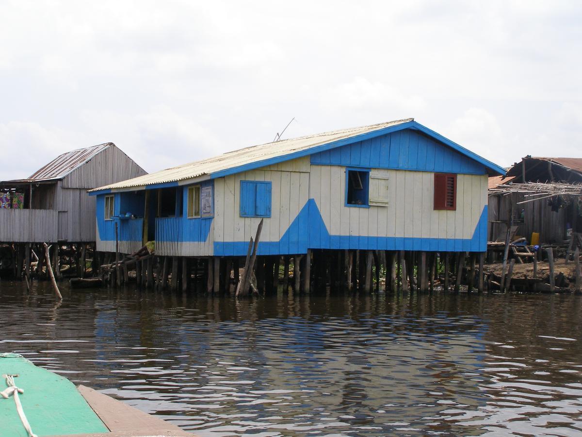 Chez Sabine Bed & Breakfast Abomey Exterior foto